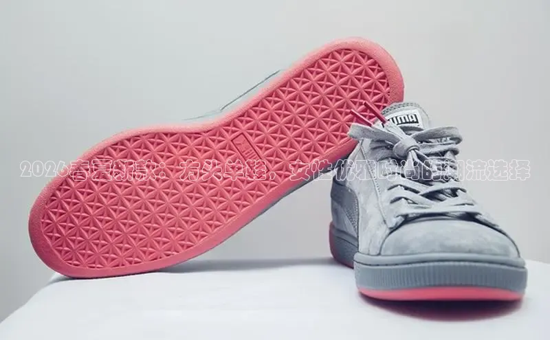 2026春夏新款：方头单鞋，女性优雅时尚的潮流选择
